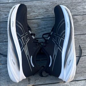 ASICS Gel Nimbus 26 - Men’s - Size 11 - Black